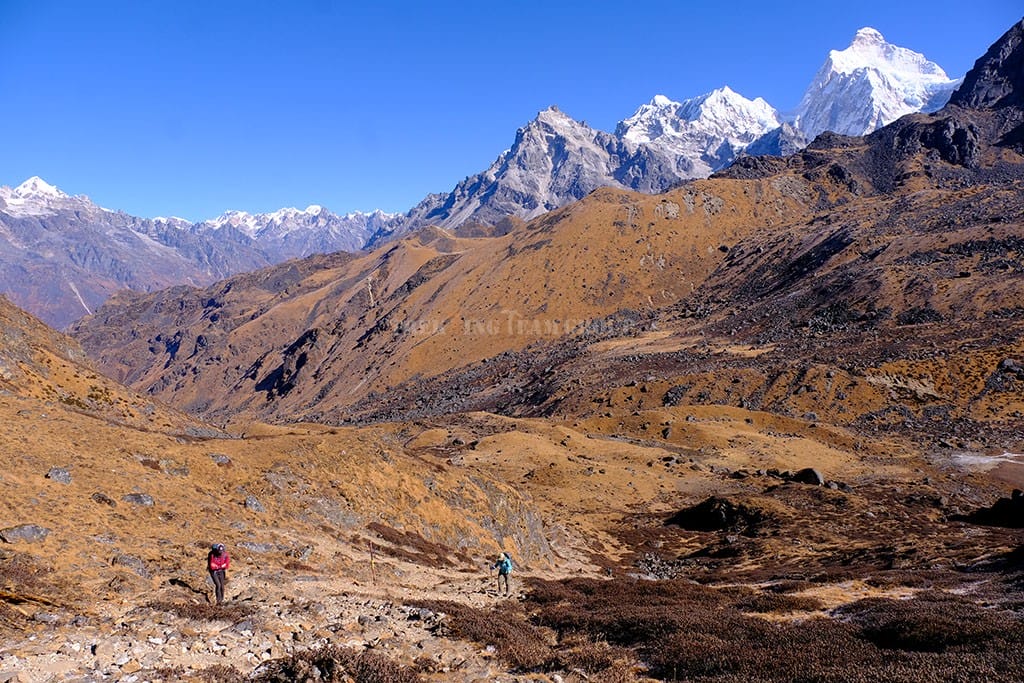 Kanchenjunga Base Camp trek-4-Trekking Team Group